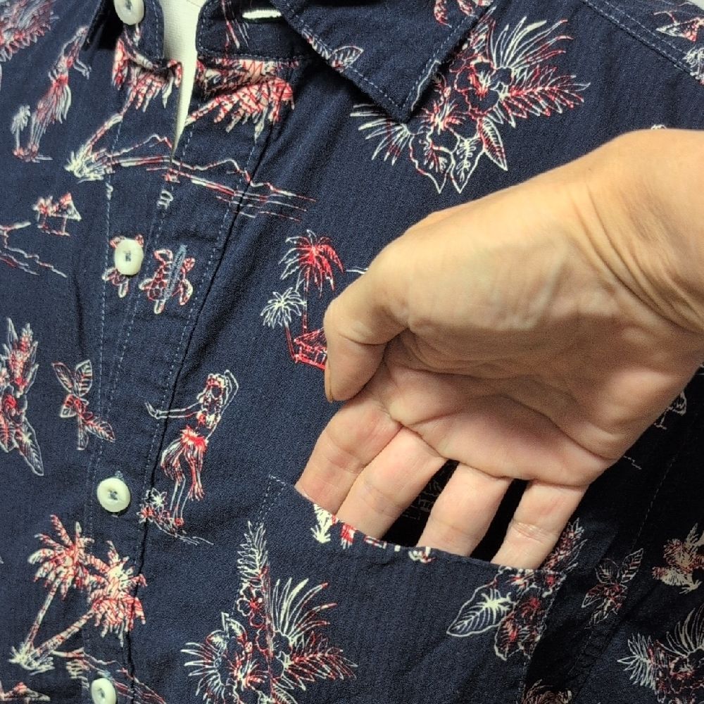 Tommy Bahama Dark Blue Turtles Hula Girl Palm Trees Cotton Button Down Sz L - Picture 4 of 9